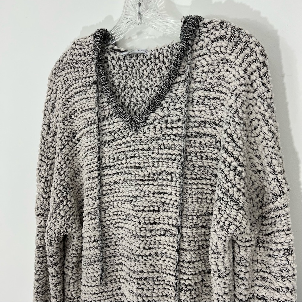 Young Fabulous & Broke Popcorn Knit Hoodie Size S/M - Picture 3 of 9